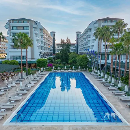 Meryan Semesteranläggning (resort) 5*