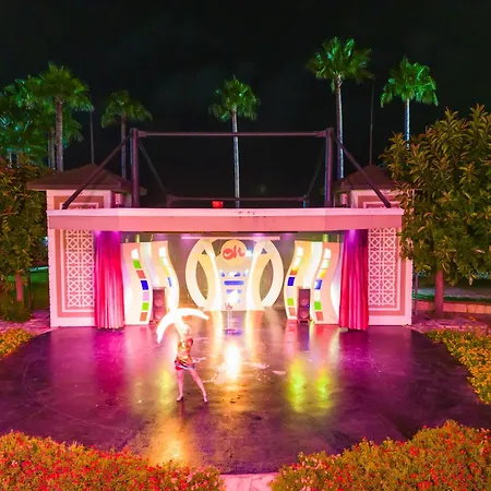 Meryan Semesteranläggning (resort) 5*