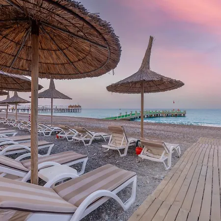 Meryan Semesteranläggning (resort)