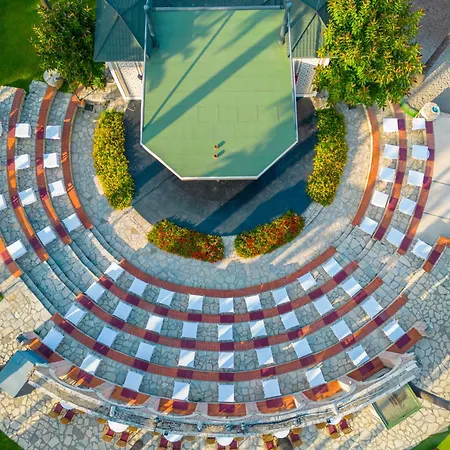 Meryan Semesteranläggning (resort) 5*