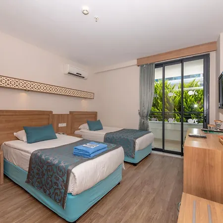 Semesteranläggning (resort) Meryan 5*