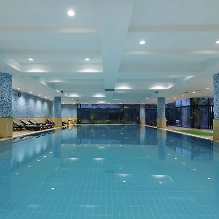 Meryan Semesteranläggning (resort) 5*