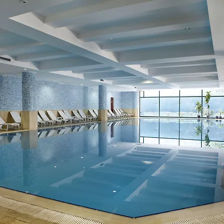 Meryan Semesteranläggning (resort) 5*