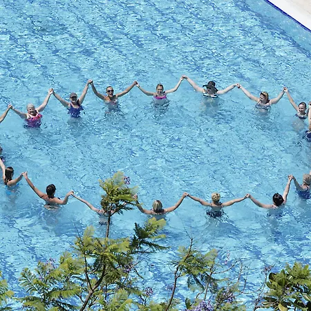 Semesteranläggning (resort) Meryan 5*