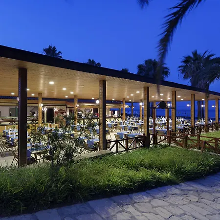 Meryan Semesteranläggning (resort) Okurcalar