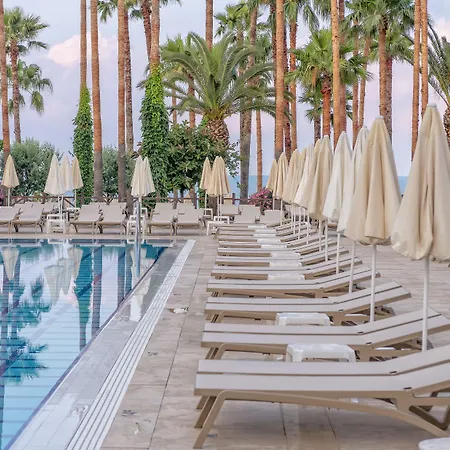 Semesteranläggning (resort) Meryan 5*