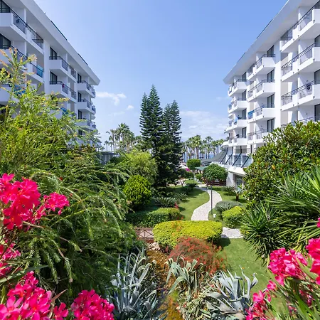 Semesteranläggning (resort) Meryan 5*