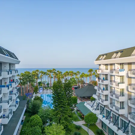 Meryan Semesteranläggning (resort) 5*